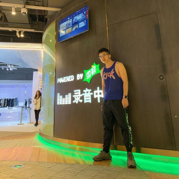 送他去上海之後，我決定再也不養狗了