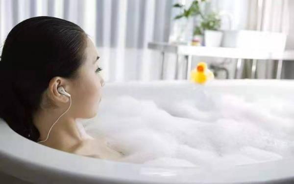 女性朋友日常做好4件事，或能遠離&OpenCurlyDoubleQuote;老年臭&rdquo;，一起來了解一下