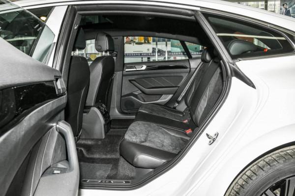 被稱“最美大眾”,全系2.0T+無框車門卻賣不動,大眾CC輸在哪? 被稱“最美大眾”,全系2.0T+無框車門卻賣不動,大眾CC輸在哪?