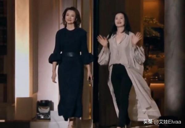 詠梅美上央視！穿襯衫塞衣褲同框董卿也不輸，見觀眾忙揮手太可愛