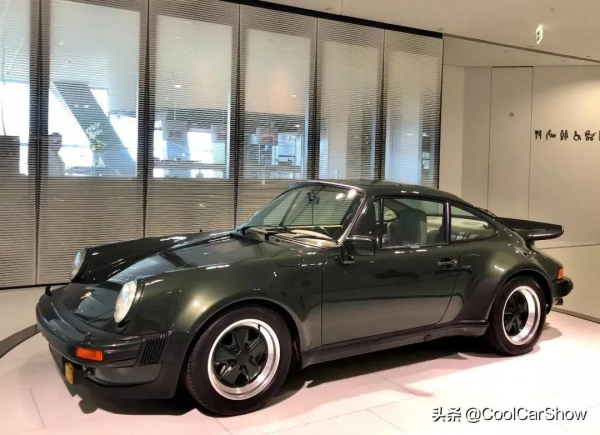 玩保時捷，沒人比這對父子更懂