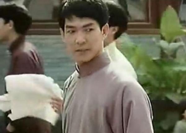 被逼成飛賊的燕子李三,為什麼被當時的老百姓看做英雄人物? 被逼成飛賊的燕子李三,為什麼被當時的老百姓看做英雄人物?