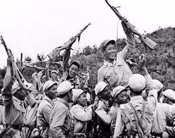 血戰長津湖,雷排犧牲前的“疼,別把我一個人留在這”,讓人破防 血戰長津湖,雷排犧牲前的“疼,別把我一個人留在這”,讓人破防