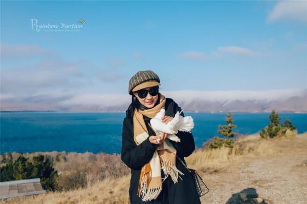 在亞美尼亞塞凡湖,邂逅一場浪漫美麗的婚禮 在亞美尼亞塞凡湖,邂逅一場浪漫美麗的婚禮