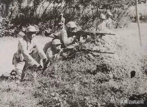 1942年，山東老百姓主動拿出自家棺材，為一位八路軍團長下葬