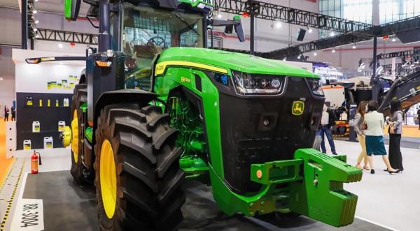 上海進博會“四大展廳”太前衛，老外爭搶中國萬億市場出奇招