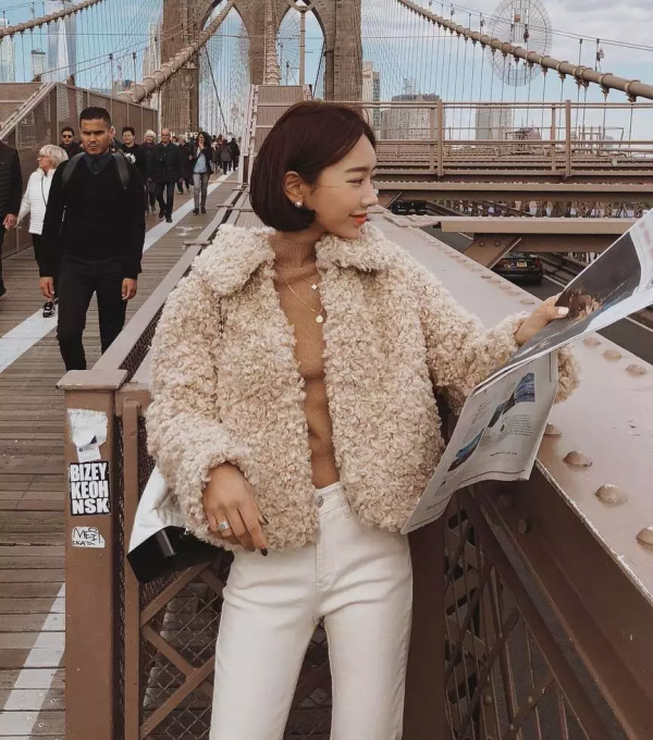 還在穿“打底褲”嗎?現在流行這麼穿,保暖又顯瘦 還在穿“打底褲”嗎?現在流行這麼穿,保暖又顯瘦