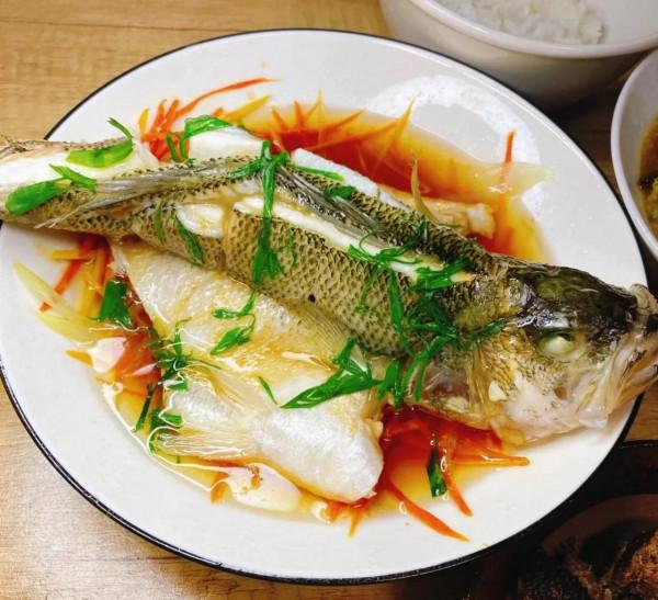 做這九道家常小菜招待朋友，你們說她會喜歡嗎？