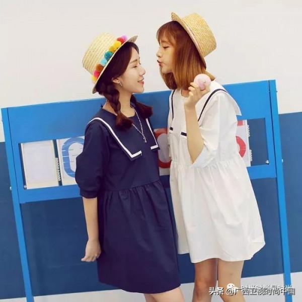 迎面一股海軍風，減齡顯瘦小能手