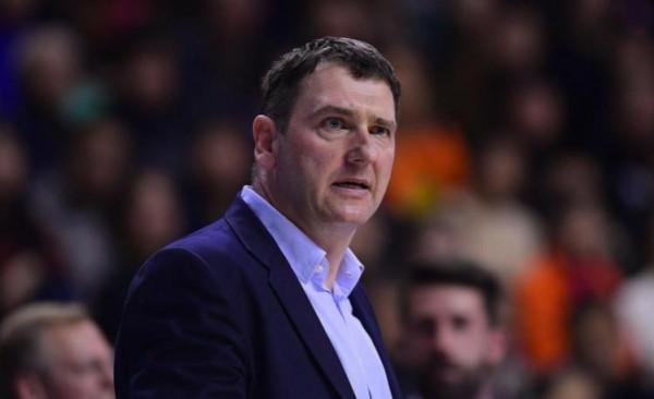 如何調整?新疆隊名列倒數第二創五年來最差戰績!球迷給出三建議 如何調整?新疆隊名列倒數第二創五年來最差戰績!球迷給出三建議