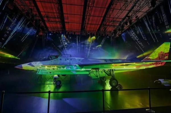 俄韓兩國準五代機爭鋒迪拜航展，便宜未必有市場，成熟可靠是根本