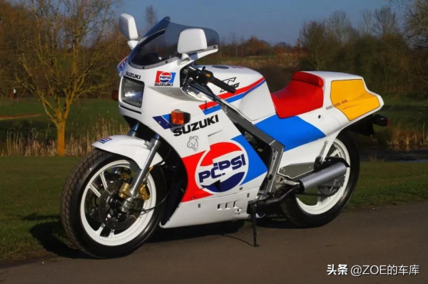 鈴木 | 從賽場到市場的市售跑車——RG500 鈴木 | 從賽場到市場的市售跑車——RG500