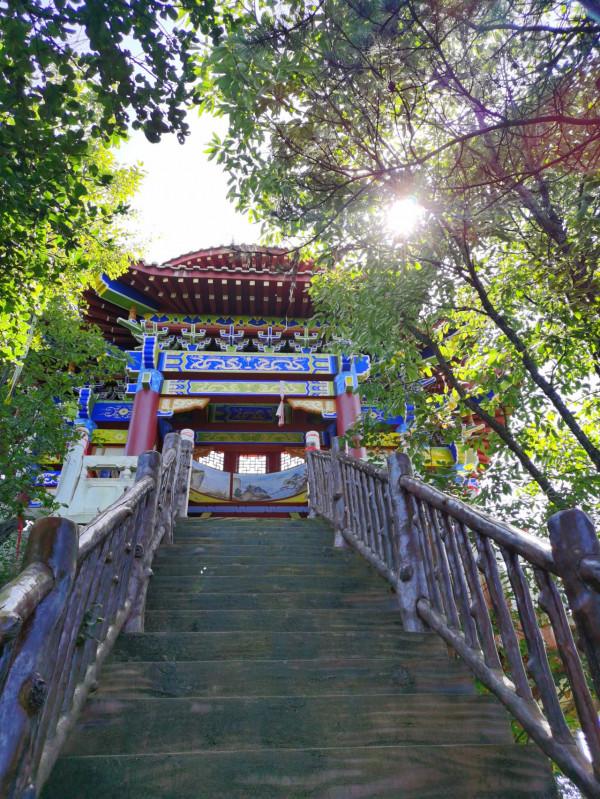 排名第一的最險寺廟，被任道長命名的秦嶺第一仙境，知道在哪裡嗎