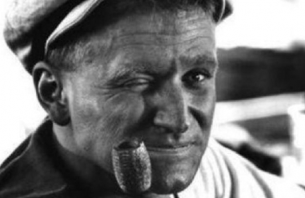 《大力水手》原型佛格:如今已91歲高齡,身材瘦小卻喜歡打架 《大力水手》原型佛格:如今已91歲高齡,身材瘦小卻喜歡打架