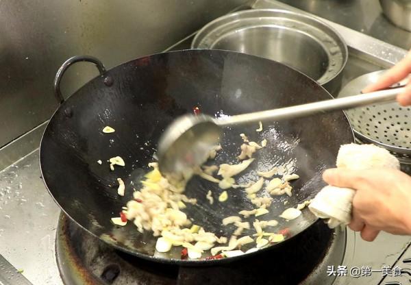 健康美味“蘿蔔豆芽炒肉絲”怎麼好吃又簡單,廚師長分享正確做法 健康美味“蘿蔔豆芽炒肉絲”怎麼好吃又簡單,廚師長分享正確做法