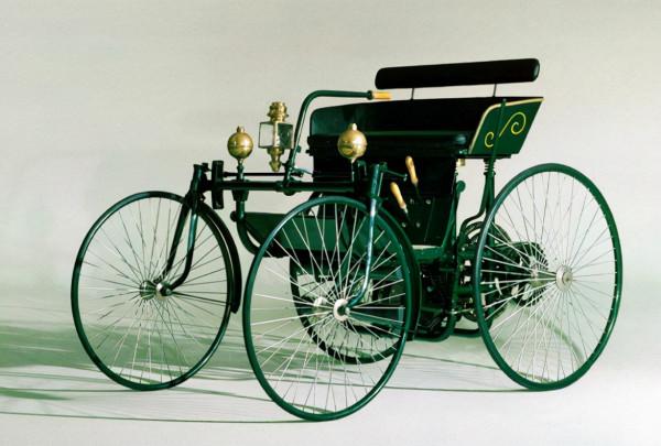 寶馬的迴圈經濟（八）——木粉3D列印讓方向盤告別按鍵