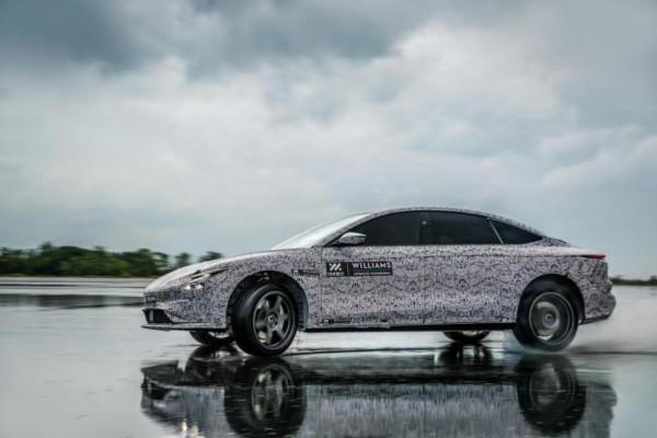 智己L7秀底盤的勇氣是哪裡來的？