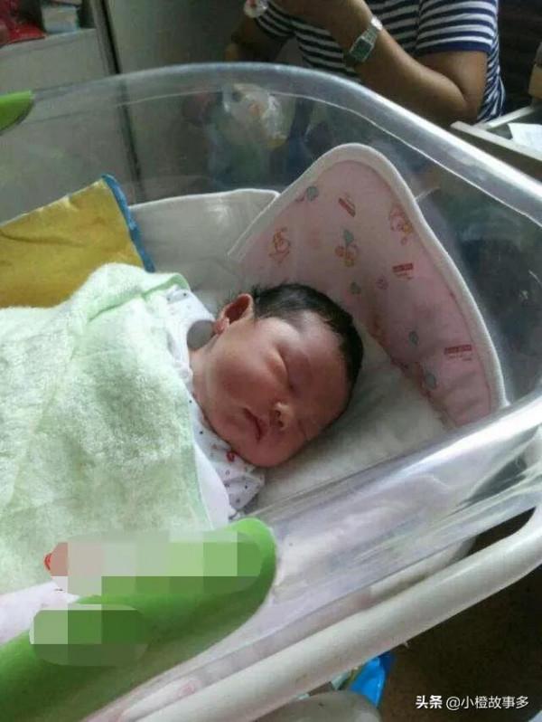 當上父親那一天開始，我再也沒有足夠的睡眠，可是我很幸福