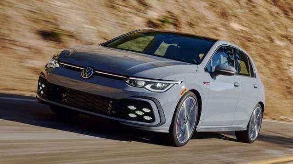 全新標緻308或2022年國產，硬剛高爾夫，誰更討年輕人喜歡？