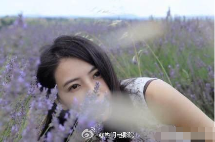 明星為拍美照太拼了,高圓圓跪地上,楊冪用吹風機,我只服張一山 明星為拍美照太拼了,高圓圓跪地上,楊冪用吹風機,我只服張一山