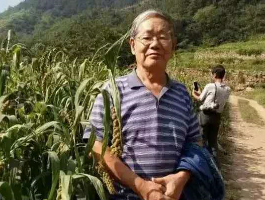 原創詩詞-李樹林 | 秋色繽紛敢勝春，老夫聊發少年狂（詠秋十題）