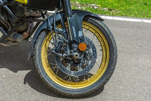 均衡之道,一脈相承,聊聊V-Strom 1050 XT與小老弟V-Strom 250 均衡之道,一脈相承,聊聊V-Strom 1050 XT與小老弟V-Strom 250