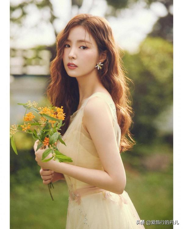 韓國女星申世景，時尚穿搭示範，每一套都很美