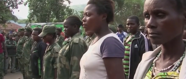 剛果女兵:為了證明自己比男人強,每次都衝在最前面 剛果女兵:為了證明自己比男人強,每次都衝在最前面