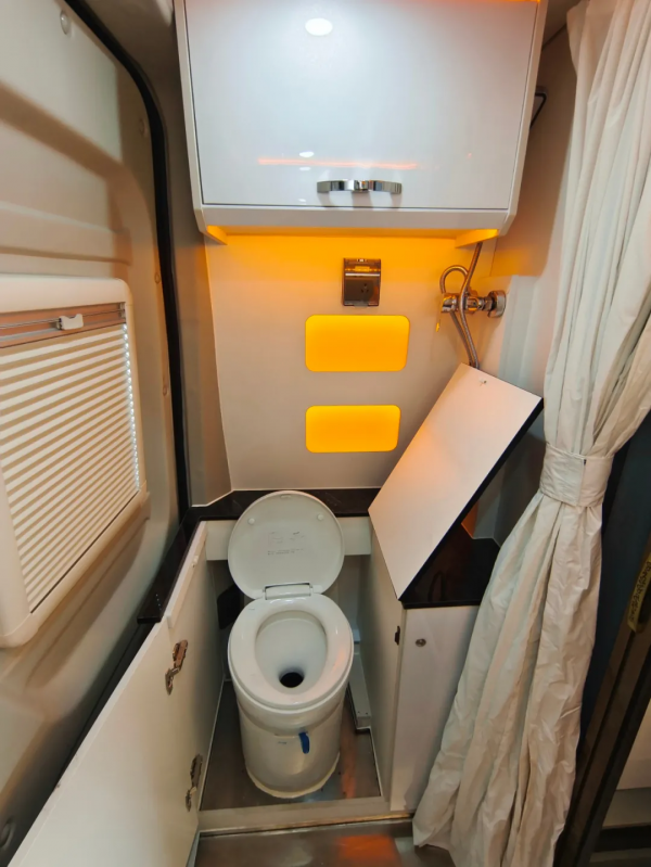 舜宇V90加長軸B型房車 靈活實用款 後置廚衛設計 超大內部空間