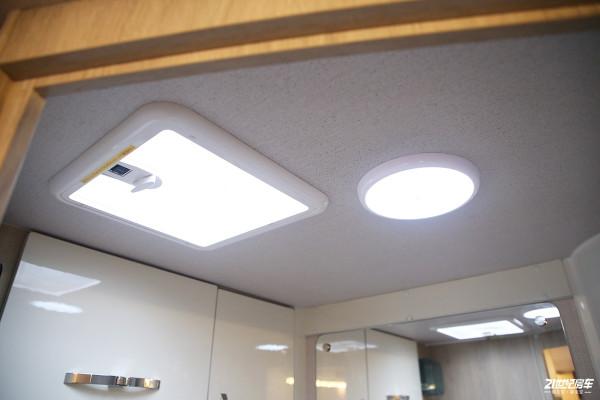 72%銷量佔比,將爆款持續到底!全網首測亞特Y9房車 72%銷量佔比,將爆款持續到底!全網首測亞特Y9房車