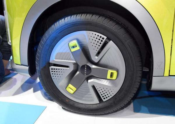 誰說小型車不能做得很科技?奇瑞小螞蟻Z概念車很帥很智慧 誰說小型車不能做得很科技?奇瑞小螞蟻Z概念車很帥很智慧