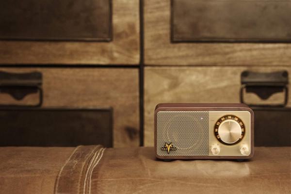有格調的追求，選購一臺復古藍芽音箱收音機