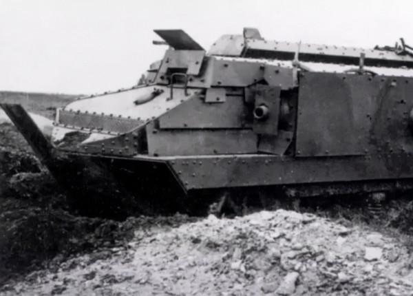 資深軍迷才知道的法國坦克開山鼻祖——施耐德CA1坦克