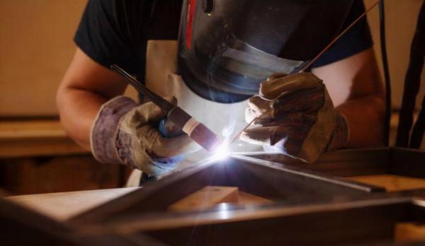 三一重工梁穩根:農村出身到身價700億,帶領中國重工走向世界 三一重工梁穩根:農村出身到身價700億,帶領中國重工走向世界