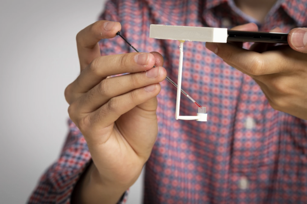 科學家開發智慧手機系統 可測量使用者血樣的凝血時間