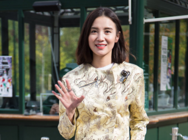 至今單身的8位大齡女星，最大57歲最小38歲，個個瀟灑又快樂