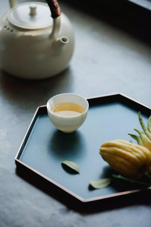 散文：歲末回望，往事不可追，客行天地間