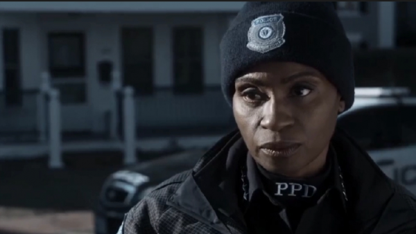 第一集:一家人去小鎮旅遊,最後發現鎮上全是怪人? 第一集:一家人去小鎮旅遊,最後發現鎮上全是怪人?