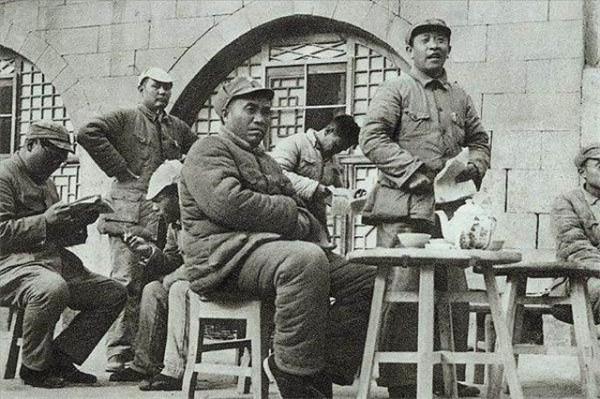 1959年,黃炎培給毛澤東打電話“催債”,毛澤東:不夠朋友夠英雄 1959年,黃炎培給毛澤東打電話“催債”,毛澤東:不夠朋友夠英雄