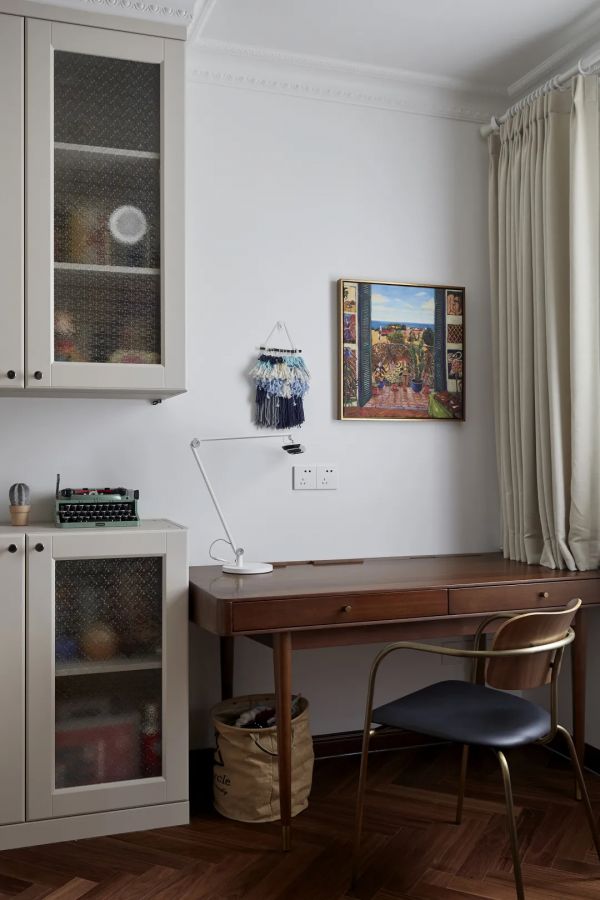 73㎡另類法式豪宅:廚房可以看電視,馬桶上面能洗手? 73㎡另類法式豪宅:廚房可以看電視,馬桶上面能洗手?