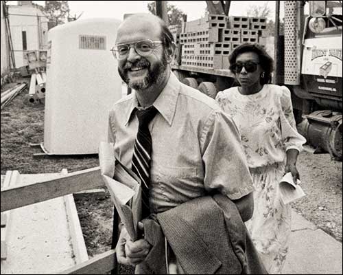 酗酒妻子多次舉報,FBI偶然發現,揪出美國海軍破壞力最大的間諜 酗酒妻子多次舉報,FBI偶然發現,揪出美國海軍破壞力最大的間諜