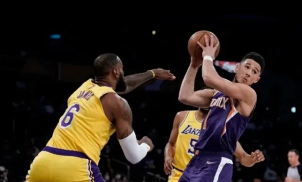 塔克13中1,小托馬斯11中1,這是什麼級別的臥底表現? 塔克13中1,小托馬斯11中1,這是什麼級別的臥底表現?