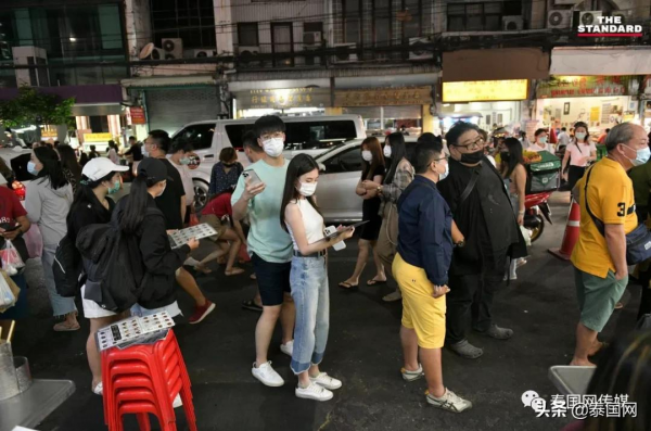 泰國新年眾生相：唐人街人山人海，交通死超新冠，餐廳客聚眾嗑藥