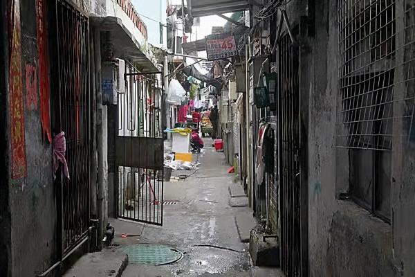 “深漂”最後的歸宿:白領花上千元租床位,城中村未來何去何從? “深漂”最後的歸宿:白領花上千元租床位,城中村未來何去何從?