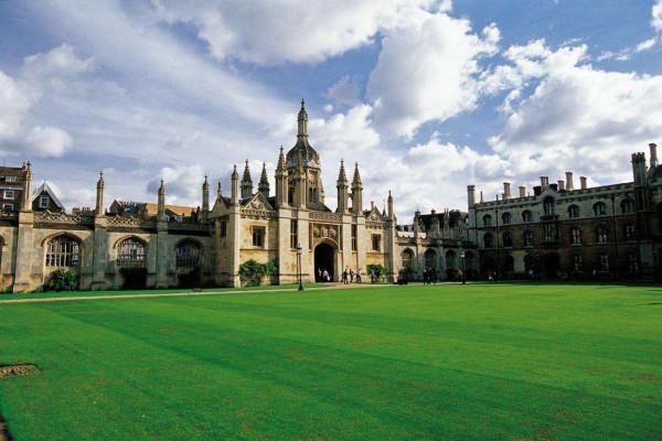 西方智庫釋出調查報告,稱中國10年內難超美國,原因是受新冠影響 西方智庫釋出調查報告,稱中國10年內難超美國,原因是受新冠影響