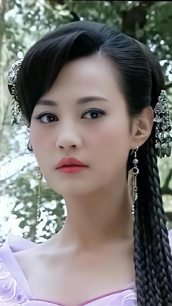 《活佛濟公》楊雪飾白靈