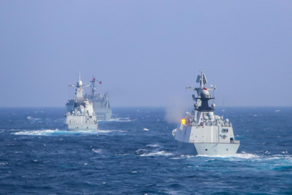 南部戰區海軍某登陸艦支隊實戰化訓練掠影