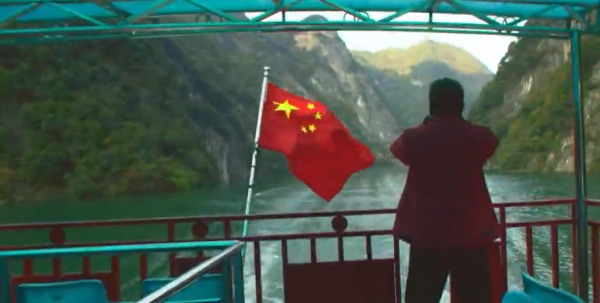 把畫掛在人民大會堂的廣東人