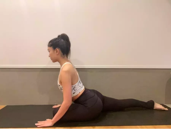 介紹有效消腫的瑜伽體式!一起來看看秋天準備好身體的美體方法♡ 介紹有效消腫的瑜伽體式!一起來看看秋天準備好身體的美體方法♡