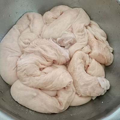 這道年菜溜肥腸連續吃了3碗,全家人都一致好評 這道年菜溜肥腸連續吃了3碗,全家人都一致好評